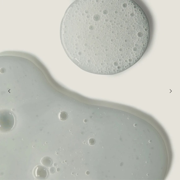 Twentynine Palms Desert Tumbleweed
Cleansing Shampoo & Conditioner Set - Picture 2 of 5